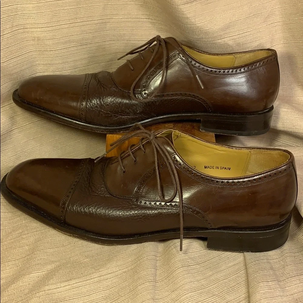 Mezlan leather classic lace up shoes made in Spain